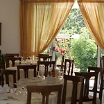 Alpha Hotel 4*