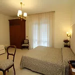 Alpha Hotel 4*