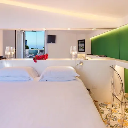 Hotel Alpha 4*
