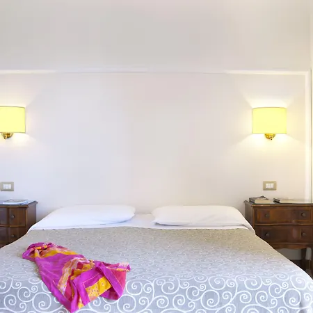 Alpha Hotel