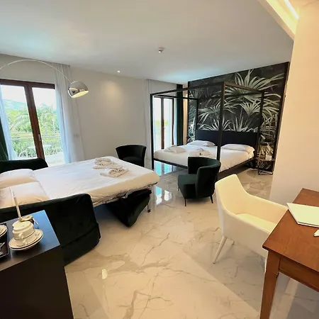 Alpha سانتّانييلّو