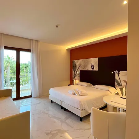Hotel Alpha