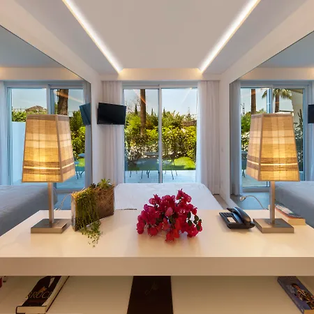 Hotel Alpha 4*
