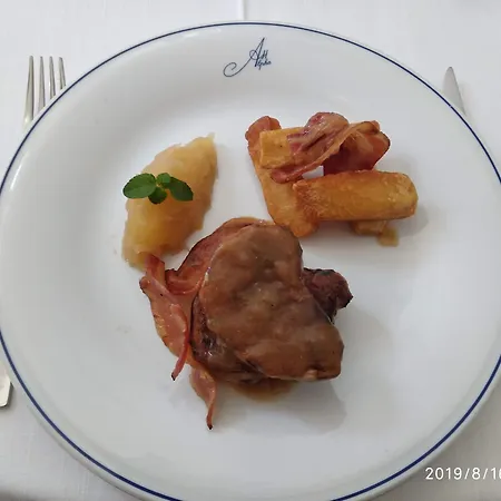 Alpha Hotel 4*