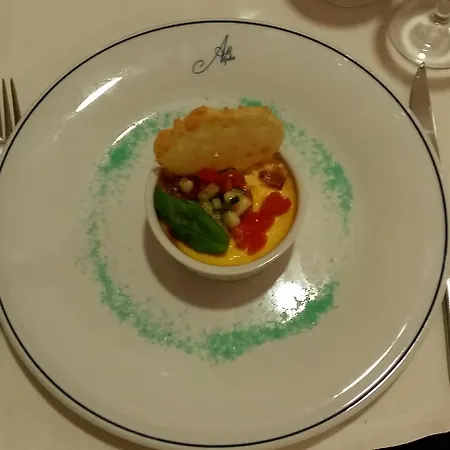 Alpha Hotel 4*